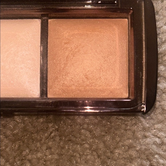 Hourglass Palette with Cream and Tan Shades - Picture 2 of 5